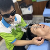 Xoa Bóp Bấm Huyệt Người Khiếm Thị Lành Mạnh Tại Hà Nội